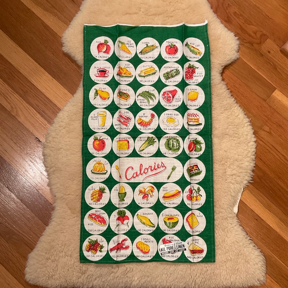 Vintage linen kitchen towels, set of 2 - Picture 2 of 7